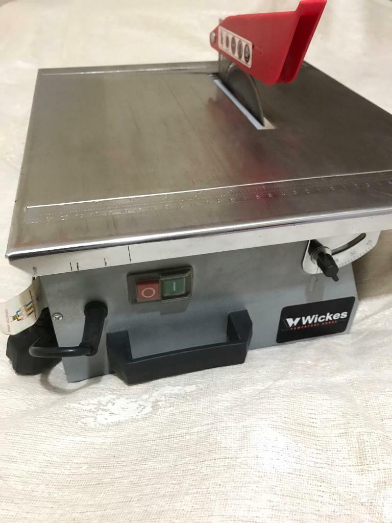 Electric tile cutter / water wet cutter in Enfield, London Gumtree