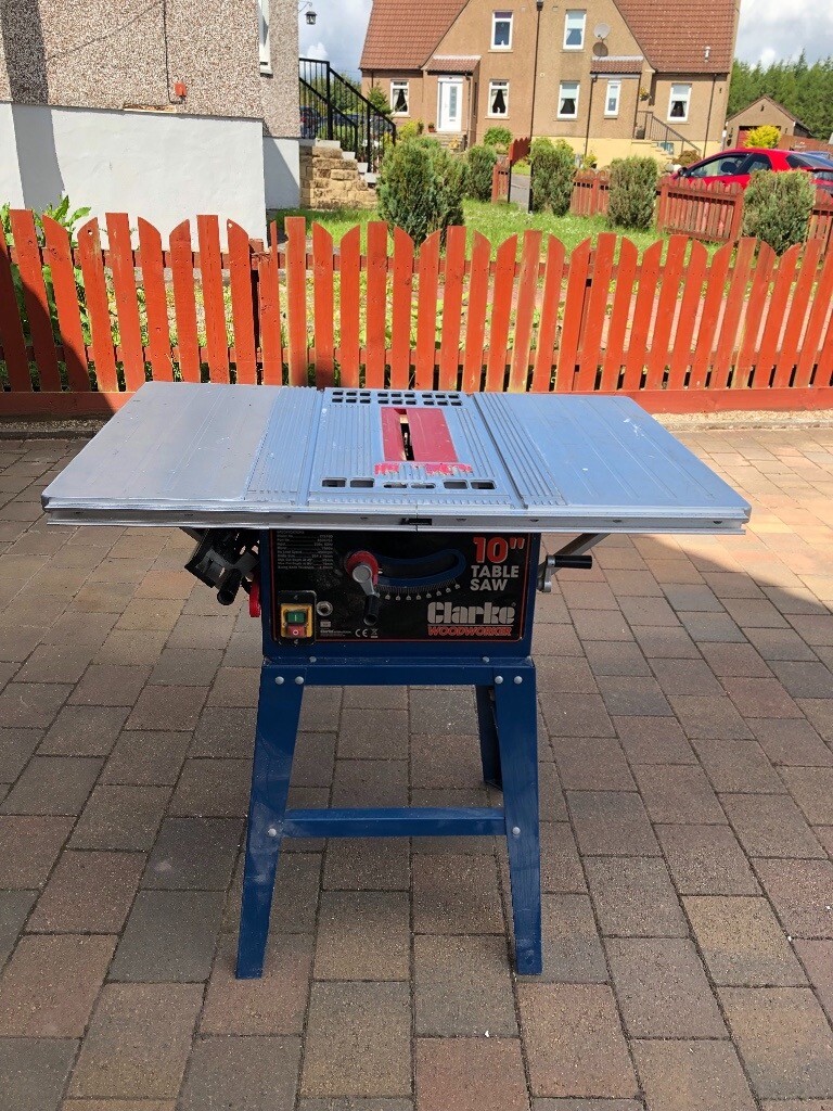 Clarke CTS10 D table saw with stand in Lanark, South Lanarkshire