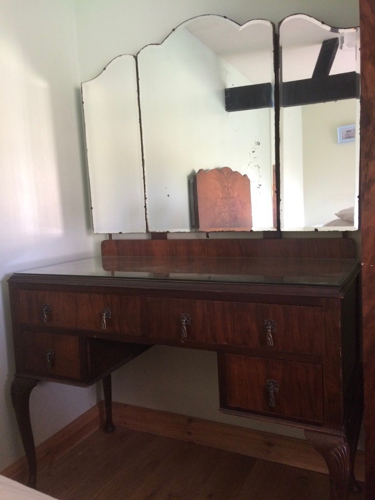 Antique Dressing Table Walnut Veneer Triple Mirror Queen Anne French