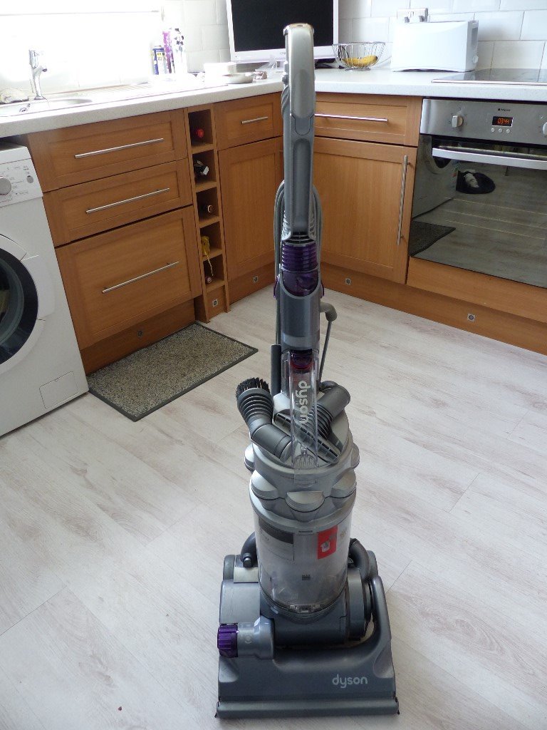 Excellent condition Dyson Dc14 multi floor vacuum in East End