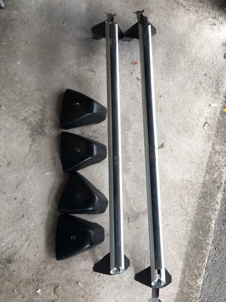 Genuine Vauxhall Astra Roof Rack / Roof bars in Toton