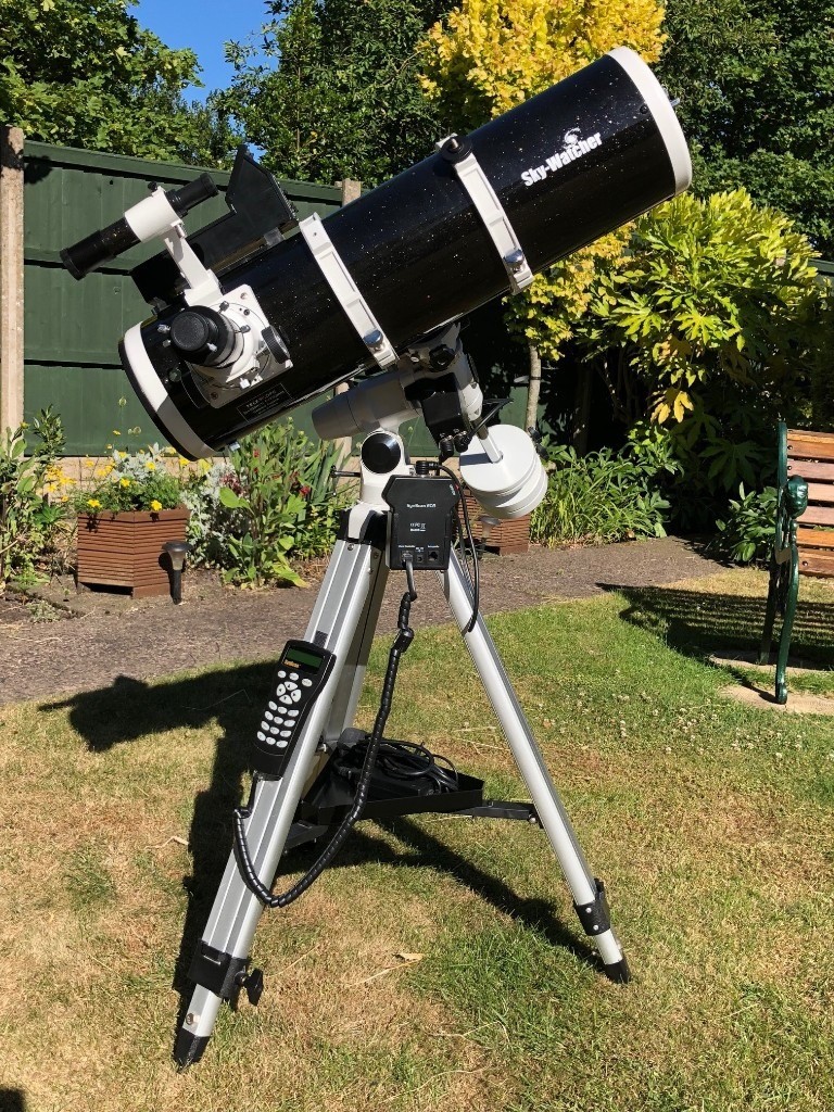 Skywatcher EQ32 Goto Mount and Telescope plus another mount and extras