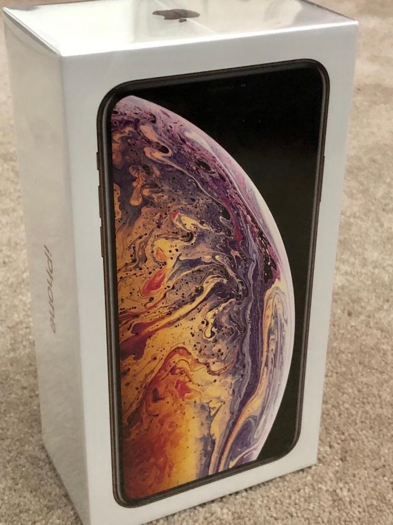 BRAND NEW iPhone XS MAX 256GB UNLOCKED Space Grey in Highgate