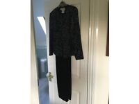 Ladies Black Trouser Suit with Black & Silver Jacket (velvet-like) – Size 12/14 Short (Collect Only)