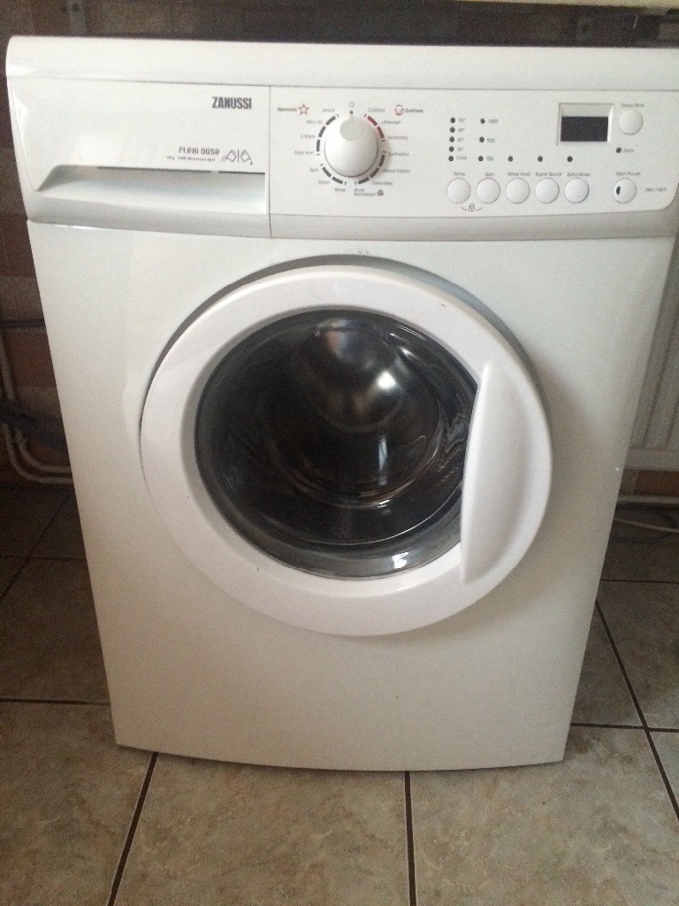 Washing machine zanussi model zwg7140p in LeighonSea, Essex Gumtree