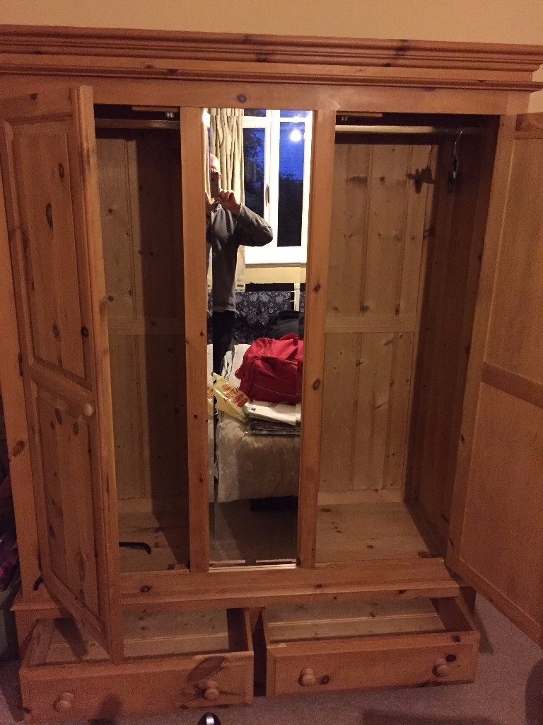 Double Wardrobe With Center Mirror Panel Good Quality Condition