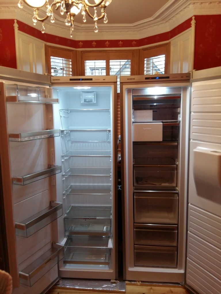 Siemens Large side by side Fridge and Freezer in Dundee Gumtree