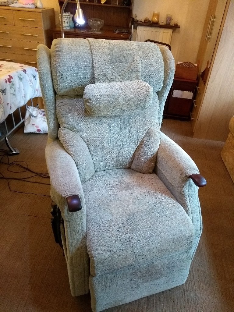 Kensington Rise And Recline Chair With Vibradorm Massage Function In Lowestoft Suffolk Gumtree