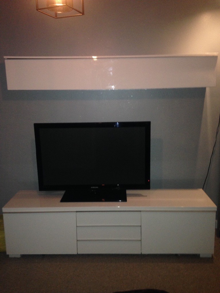 TV UNIT Ikea Besta Burs White Gloss TV unit and matching wall unit