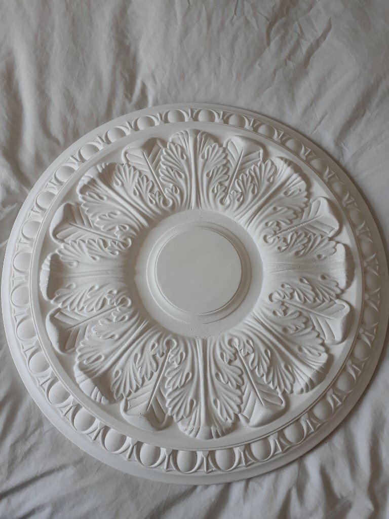 Victorian Style Plaster Ceiling Rose Perfect Condition In Sneinton