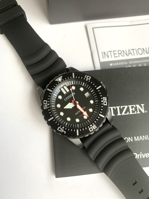 Pre-owned Citizen Brand  Watch Nj0125-11e Automatic Black Date Dial Black Rubber Strap
