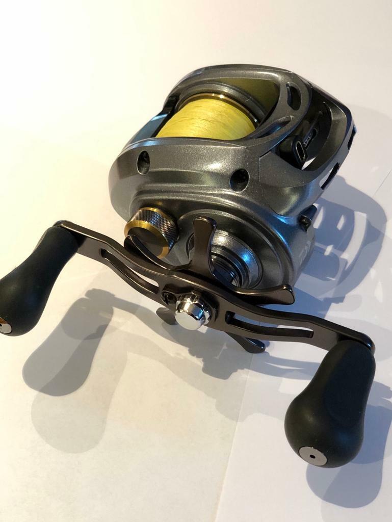 DAIWA LEXA 400HS BAITCASTER REEL RIGHT HAND WIND in Welwyn Garden