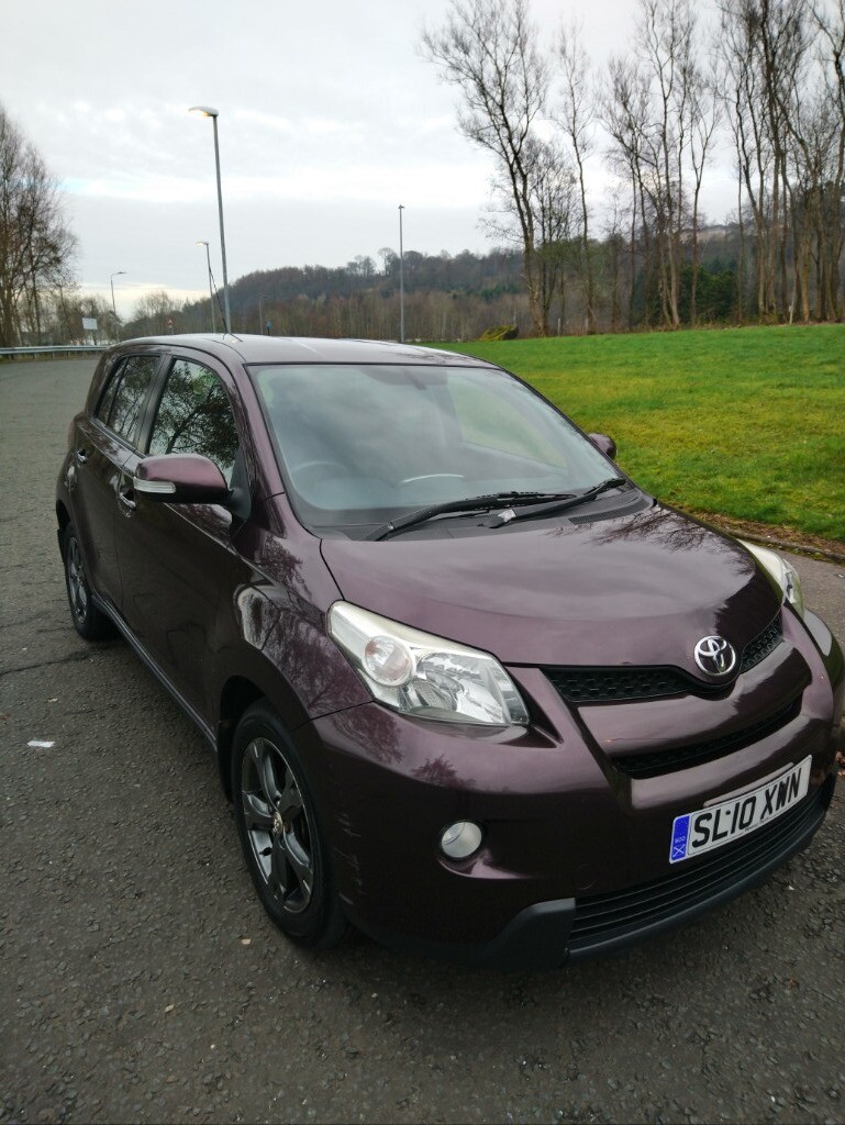 Toyota urban cruiser 2010