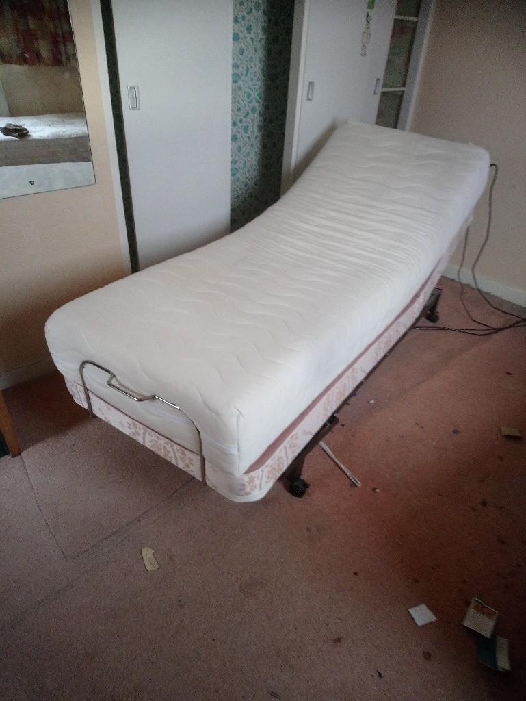 Electric vibrating single bed in Carlton, Nottinghamshire Gumtree