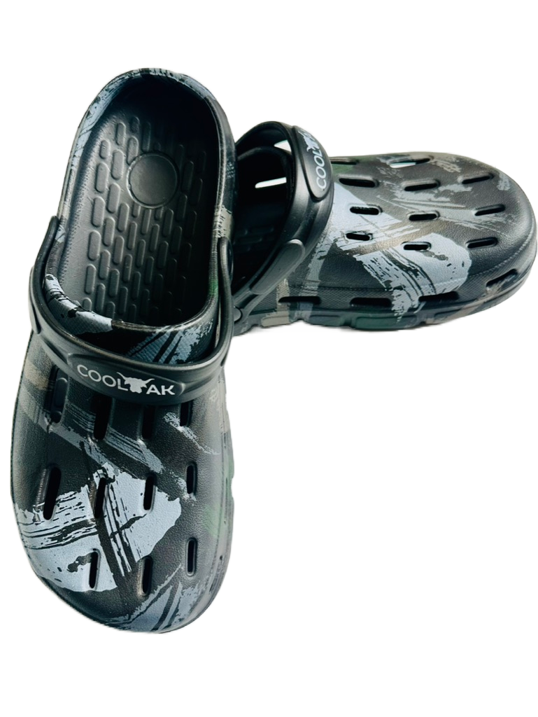 CoolYak Garden Clogs Women  Sandals Beach Slippers Swimming Slip Resistant