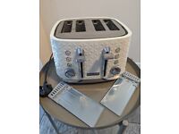 Morphy Richards 4 slice Vector Toaster