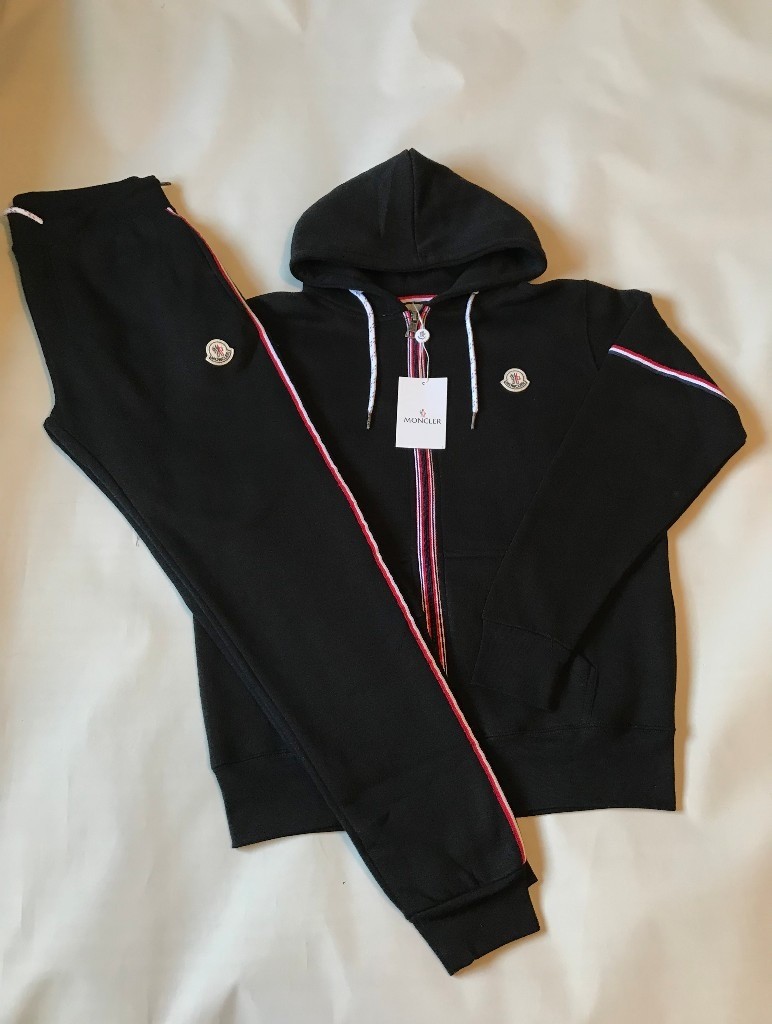 moncler tracksuit moncler tracksuit