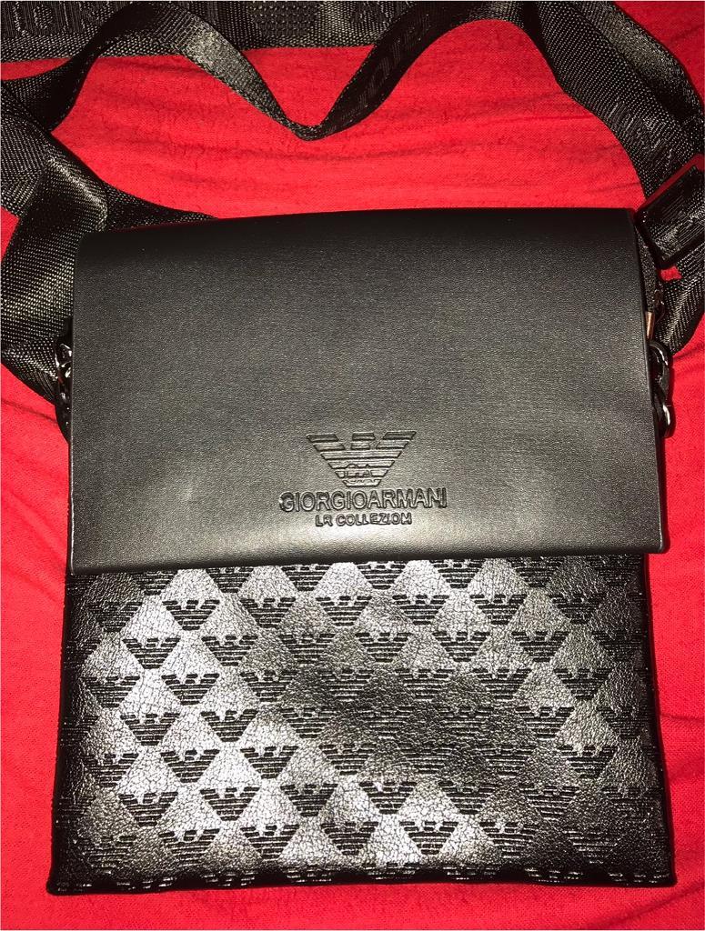 Armani Men’s Messenger Man Side Bag in Failsworth, Manchester