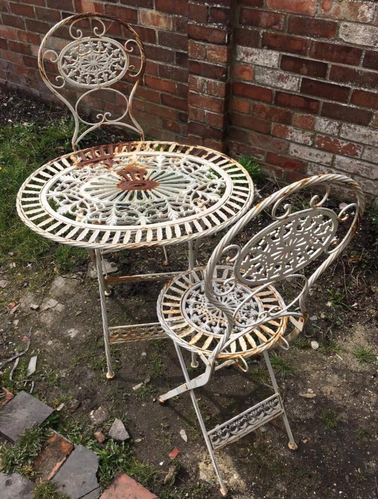 Cast iron white Victorian style folding bistro garden set in