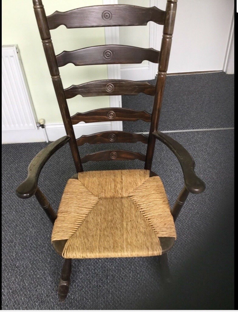 Vintage Country Style Wood Rush Seat Ladder Back Accent Chairs in