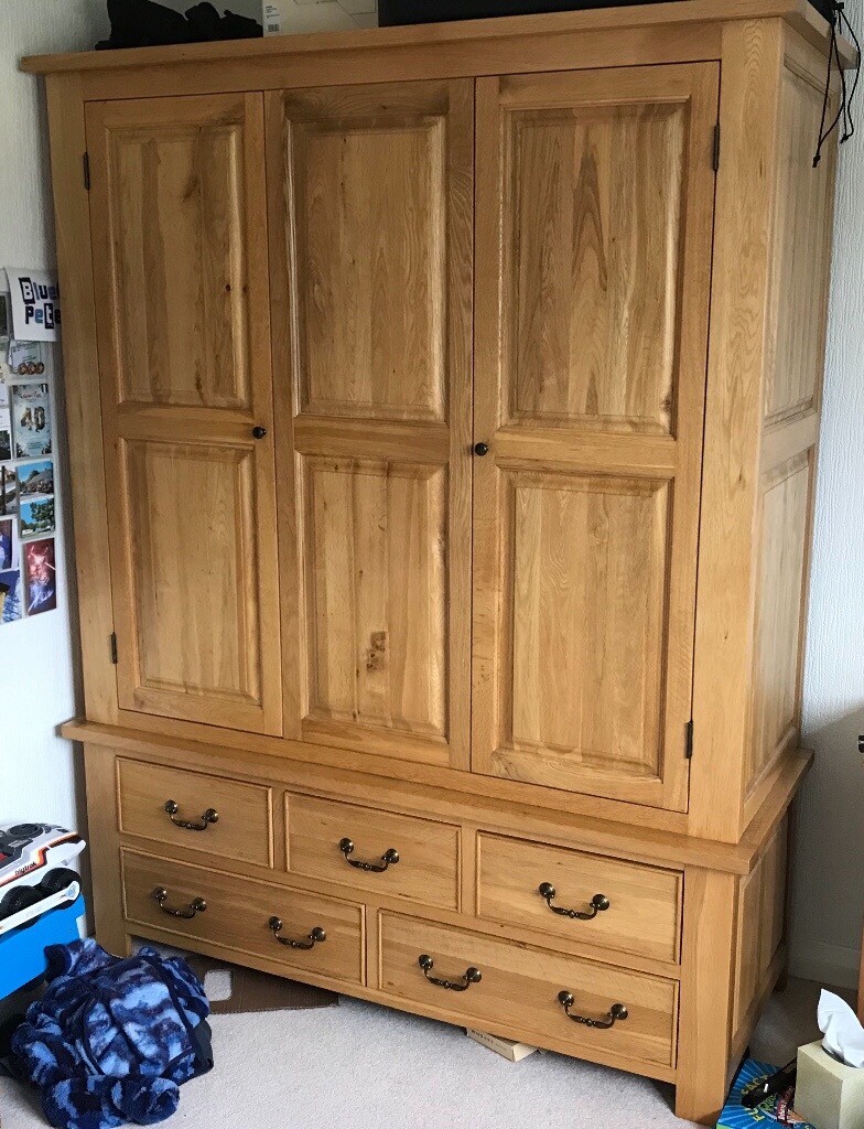 Solid Oak Wardrobe 2 available in Marlow, Buckinghamshire Gumtree