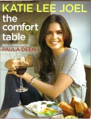The Comfort Table [Hardcover] Lee, Katie; Duisterhof, Miki and Deen, Paula