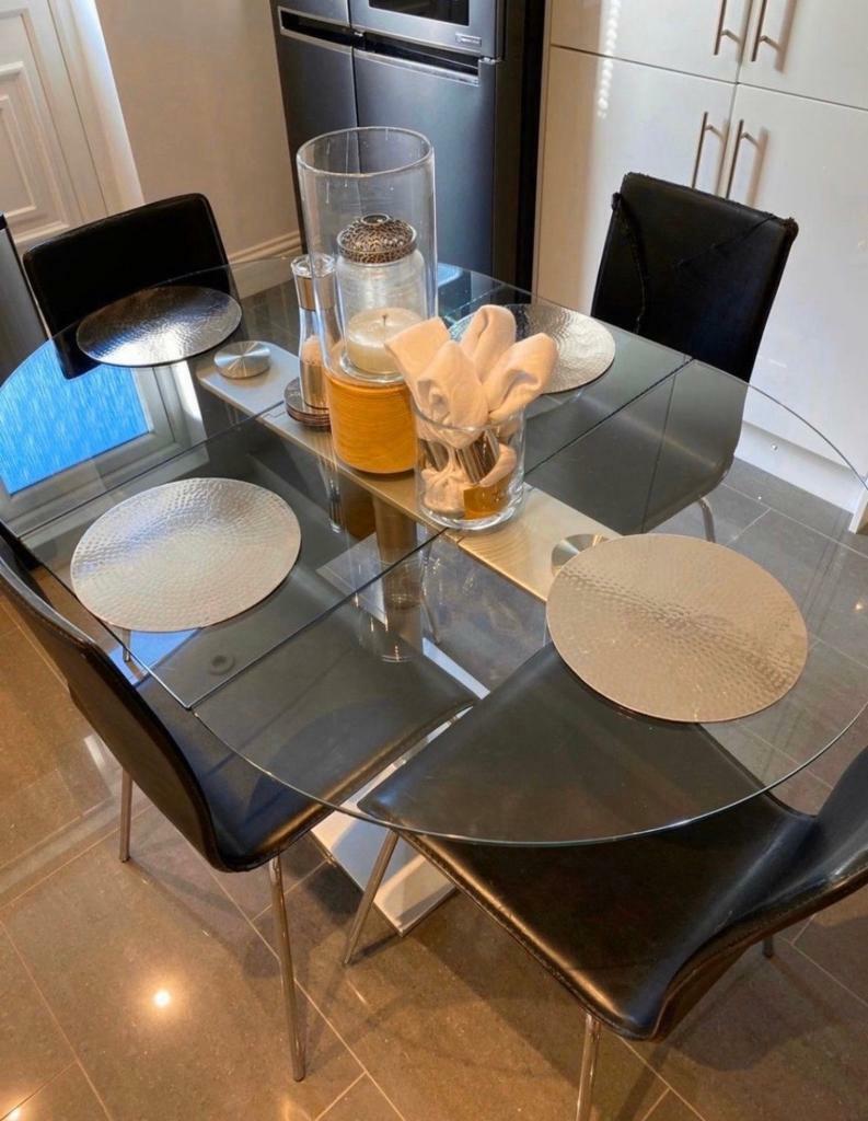 Dining Table in Morden, London Gumtree