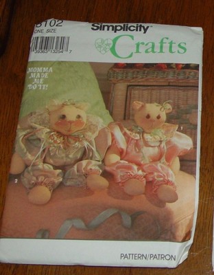 Simplicity 8102 Dressed Bear & Cat Sewing Pattern