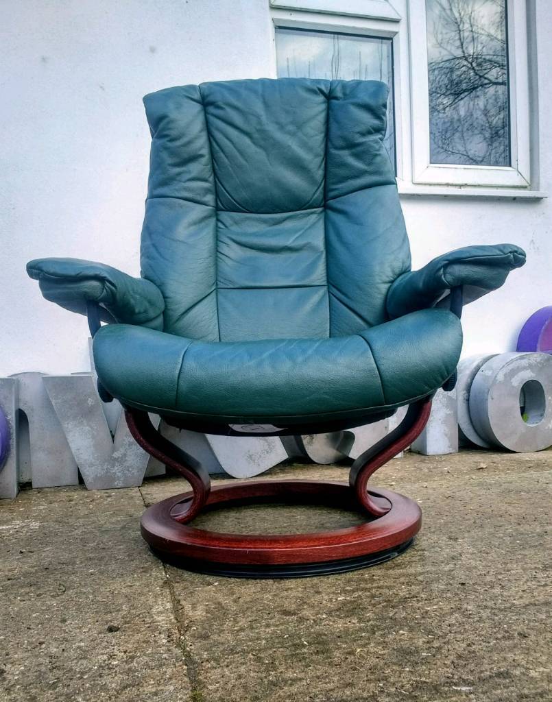 Retro Stressless Mayfair Leather Recliner Armchair in Worthing, West