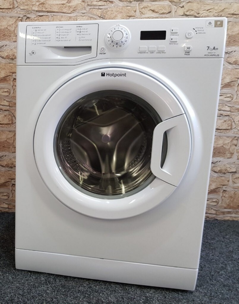 Hotpoint Aquarius 7kg Washing Machine, Model WMAQF721 in Milton