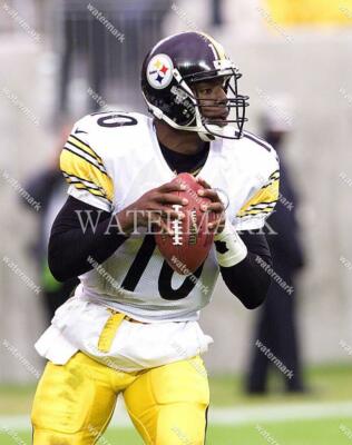 G306 Kordell Stewart Pittsburgh Steelers Slash Football 8x10