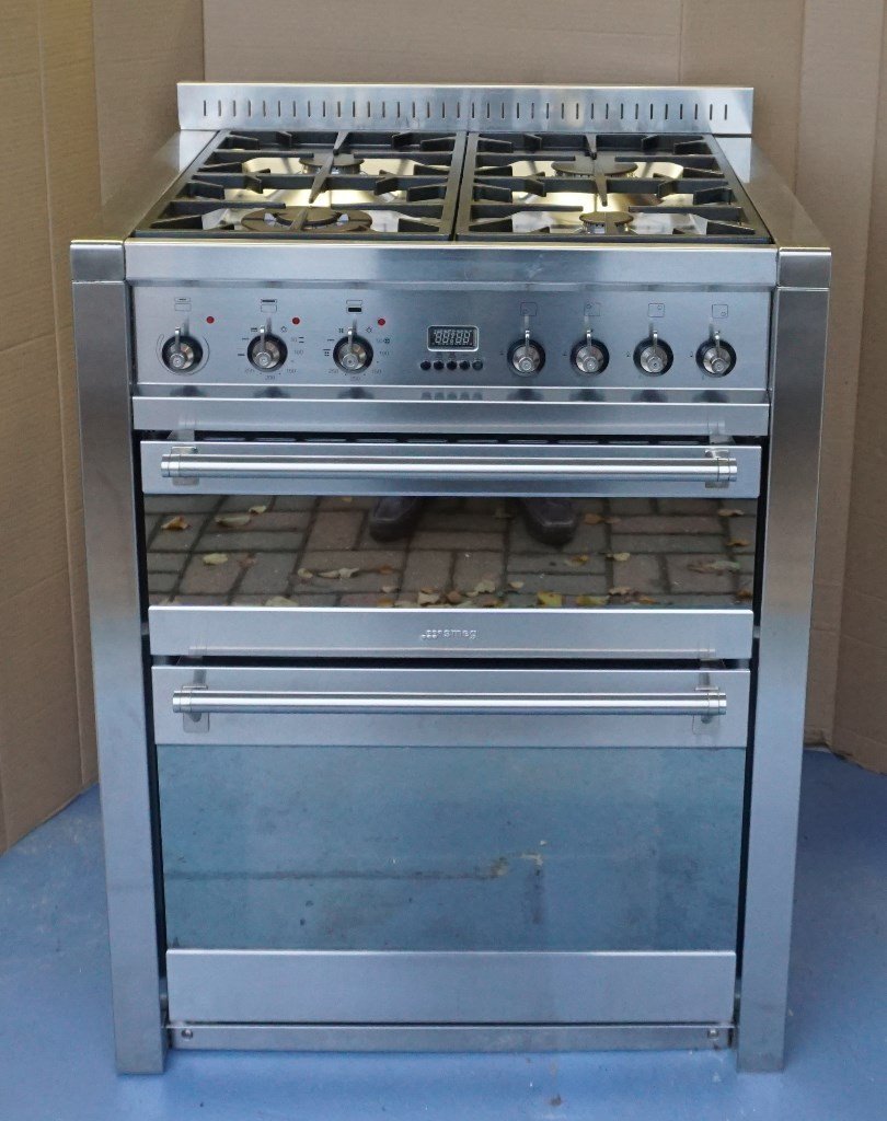 SMEG Model A42 Double Oven with Gas Hob in good working order. in Stokesley, North Yorkshire