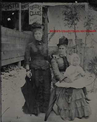 TINTYPE PHOTO #T94 RARE SANDY BEACH RESTAURANT OYSTERS & CLAMS EVERY STYLE SIGN