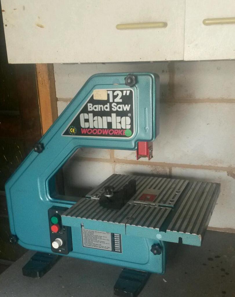 Clarke 12' Variable speed band saw in Kingstanding, West Midlands