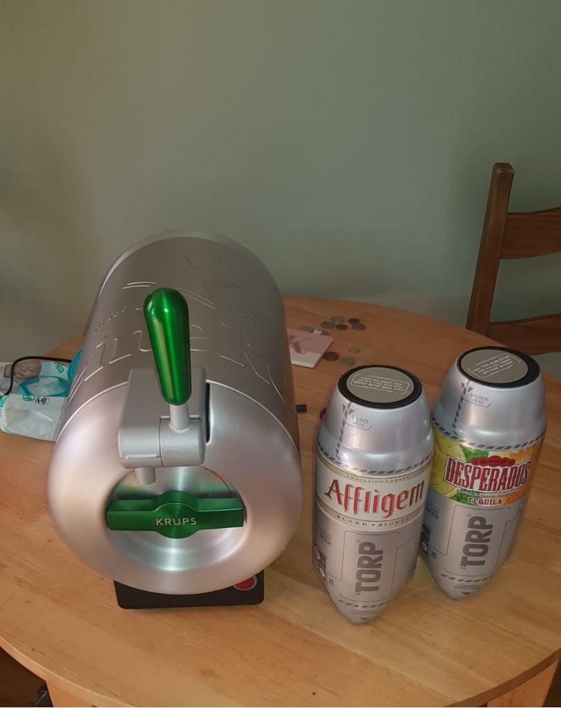 Heineken edition Sub Beer Pump and 2 kegs in Darlington, County