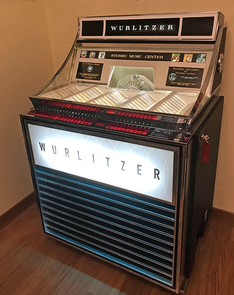 Jukebox for sale Wurlitzer 3000 in Woodley, Berkshire Gumtree