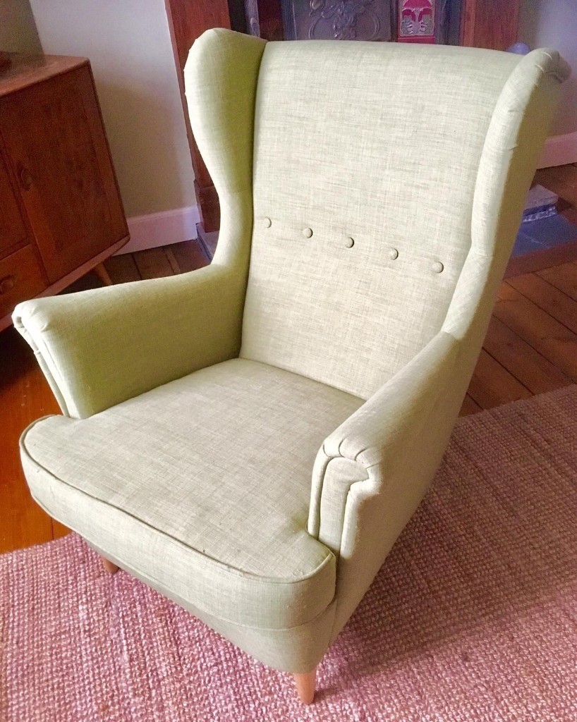 Light green armchair in Stirling Gumtree