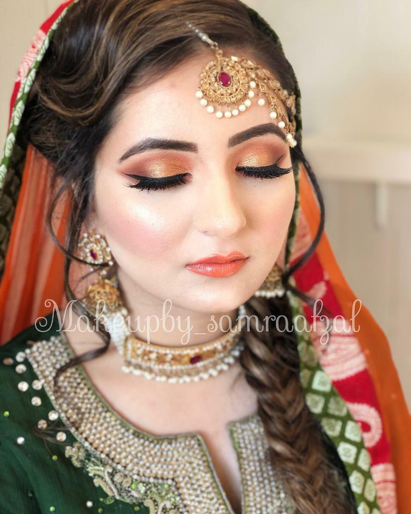 Indian Hair And Makeup Artist In Wolverhampton Wavy Haircut