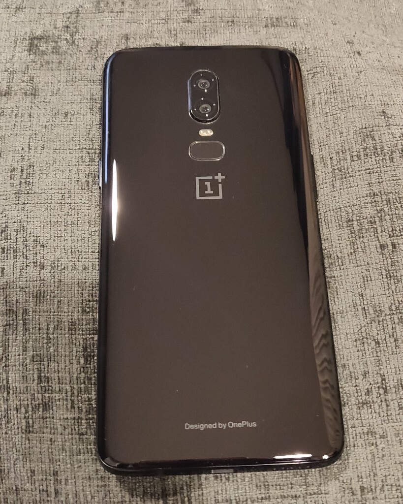 OnePlus 6 Mirror Black 128gb Mint Condition Unlocked (8gb RAM) in