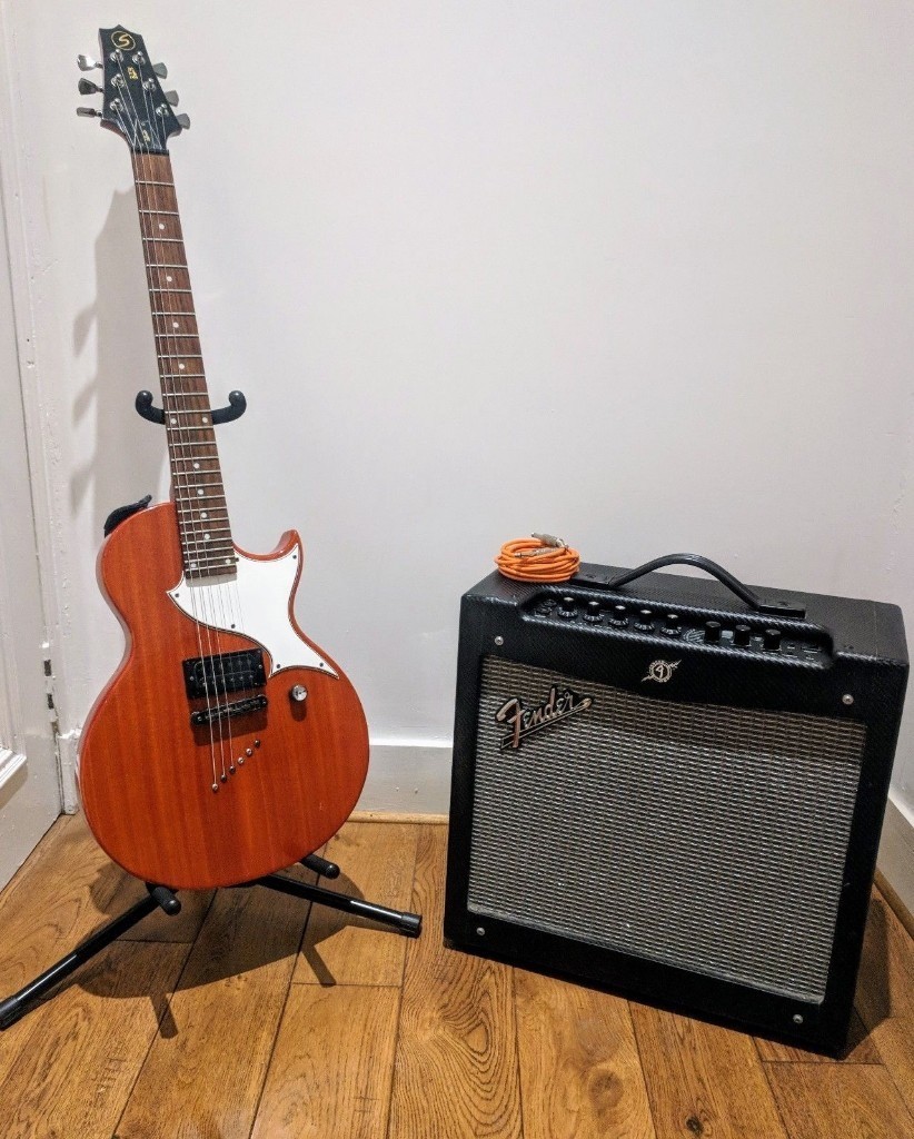 Samick JTR Series Linda LH10 Trans Red Electric Guitar & Fender Mustang