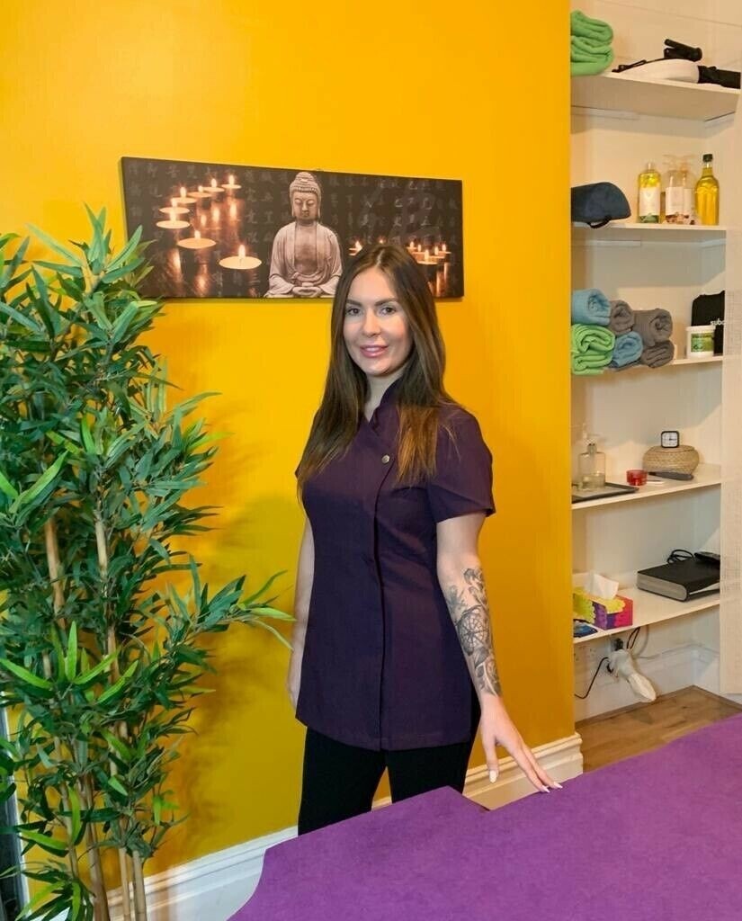 2&4 HANDS RELAXING MASSAGE ( IN PRIVATE STUDIO) in North London