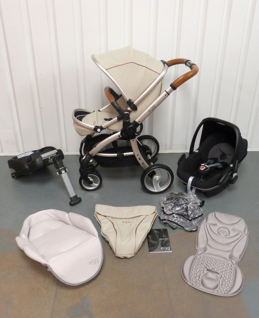 egg pram Prosecco & Maxi Cosi Car Seat & Base in Denton, Manchester Gumtree