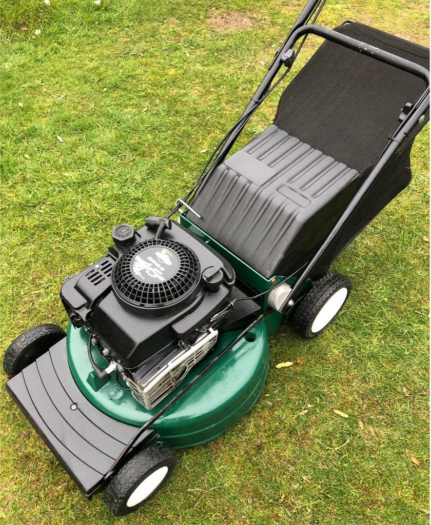 Hayter Self Propelled Petrol lawnmower Serviced blade sharpened alloy