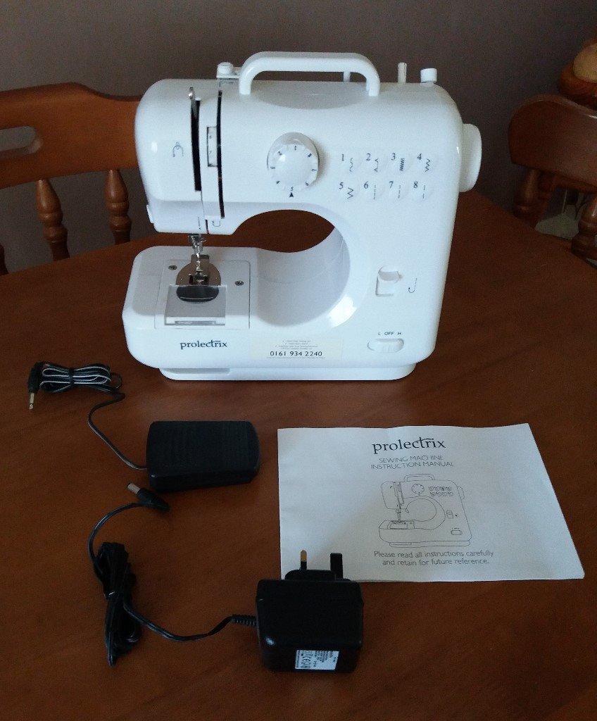 Prolectrix mini sewing machine new & unused complete with instruction
