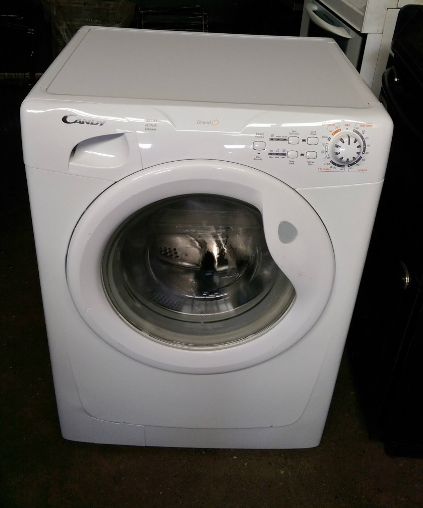 FREE DELIVERY Candy large 8KG, 1600spin washing machine WARRANTY in