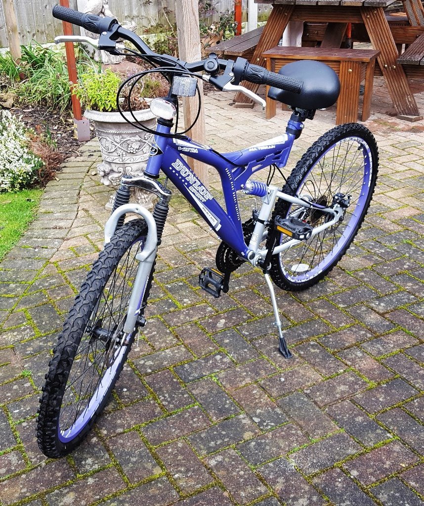 DUNLOP SPORT SIGNATURE SERIES UNISEX MOUNTAIN BIKE in Doncaster