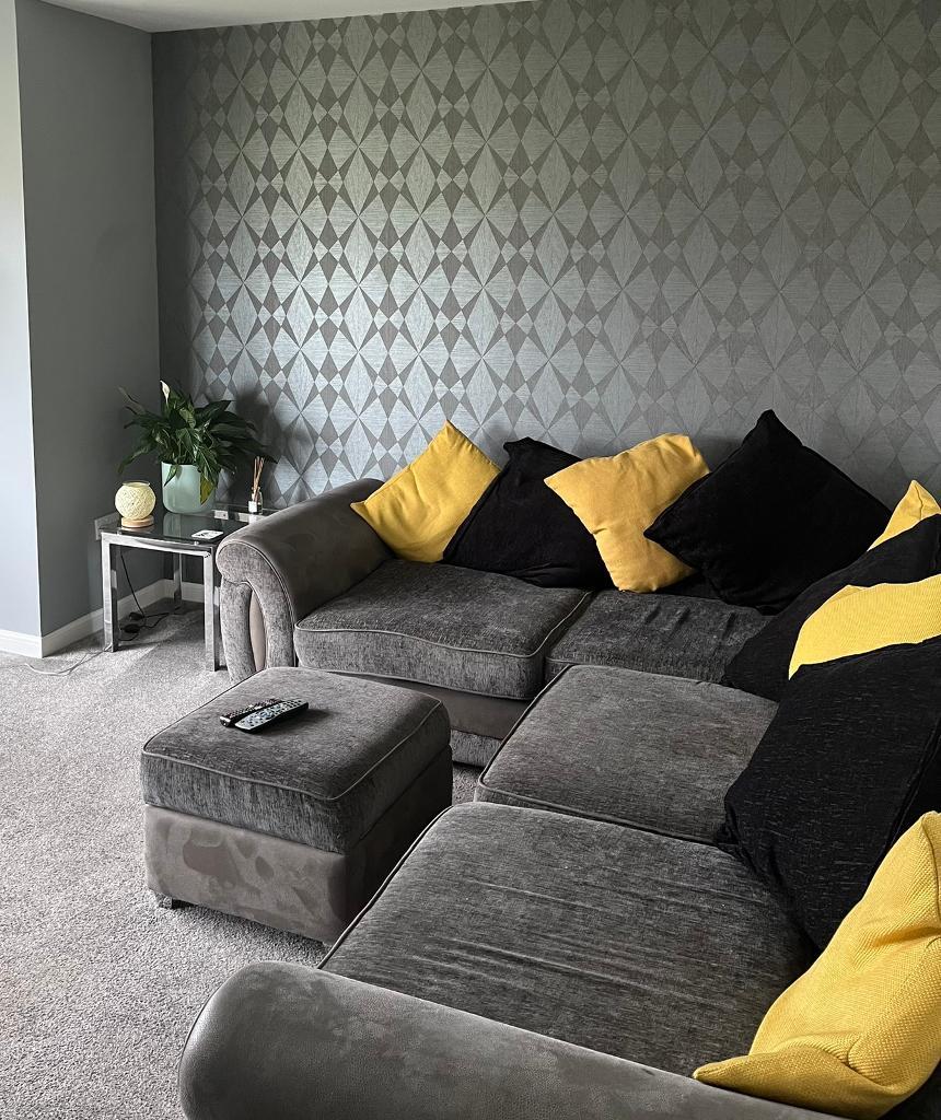 Corner Sofa With Cuddle Chair In Bonnyrigg Midlothian Gumtree
