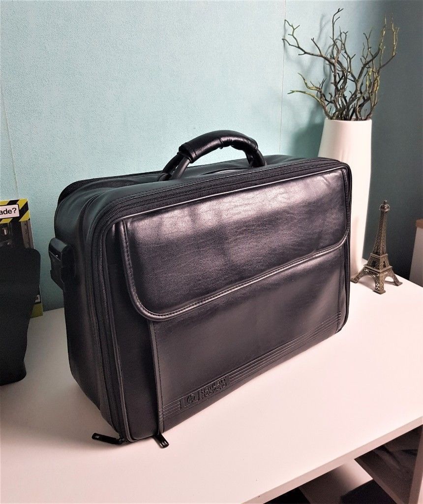 Original HP Leather Briefcase, laptop bag / case in Surbiton, London