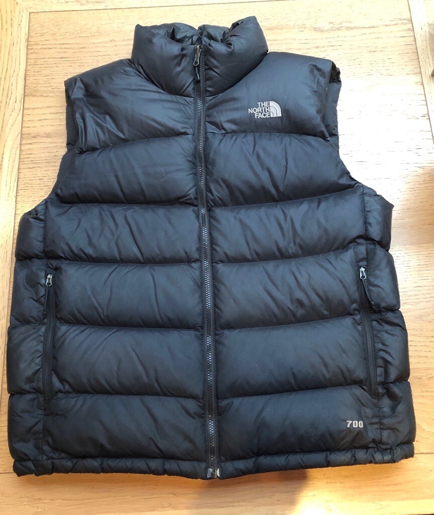 North Face Men’s (L) thick Duck down puffer gilet in Clapham, London