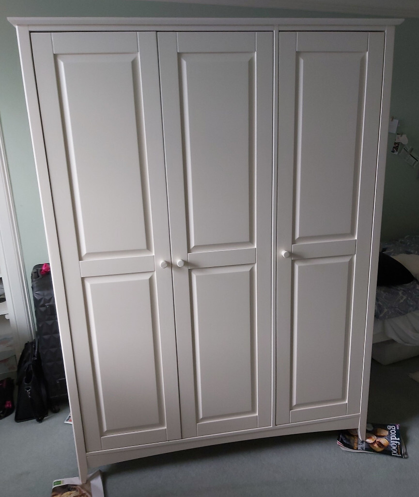 Julian Bowen Cameo 3 Door Wardrobe Stone White Very Good